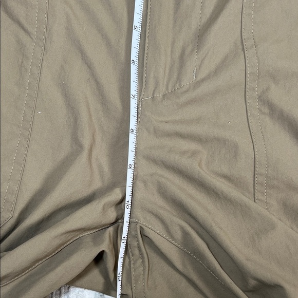Mountain Hardwear Khaki Chinos 32X42 - Picture 5 of 11